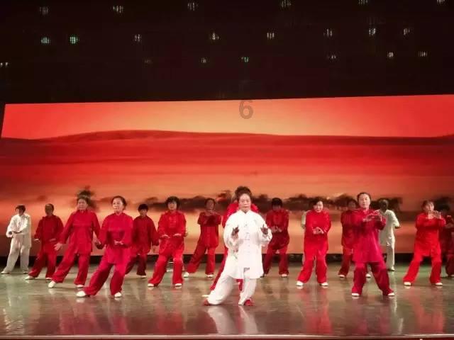 小魔仙舞蹈表演